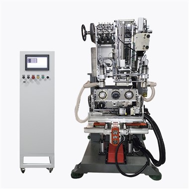 Машина за четкање са пет осовина