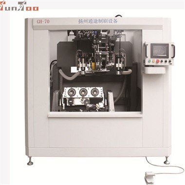 Потпуно аутоматска машина за четке са четири осе