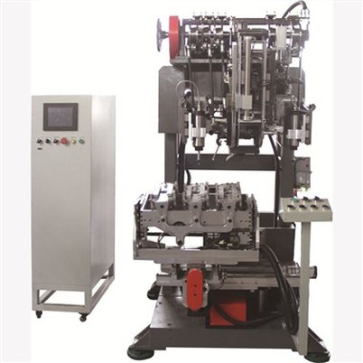 Четвороосна машина за четкање